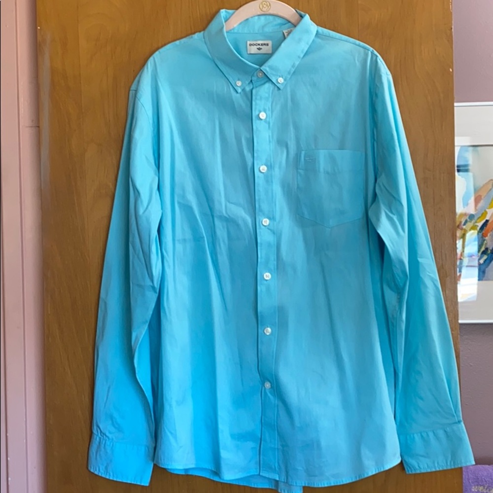 Dockers Button Down Top